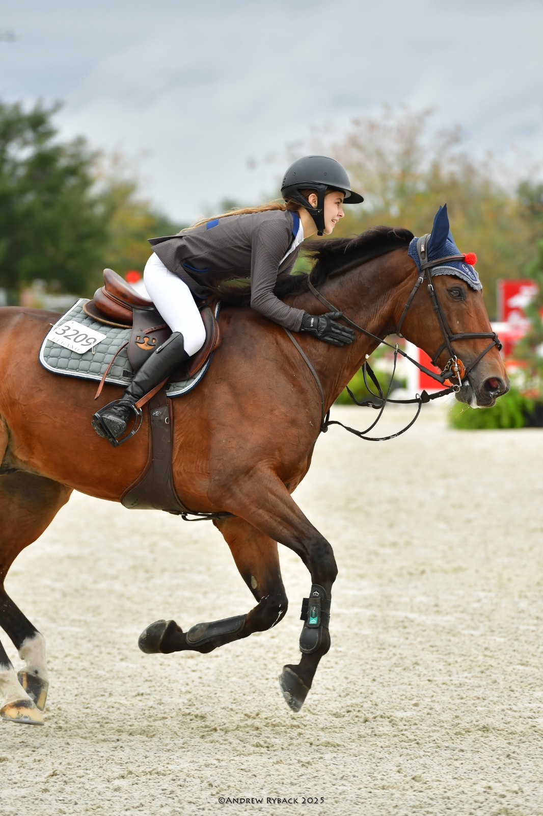 Emma Pombo equestrian